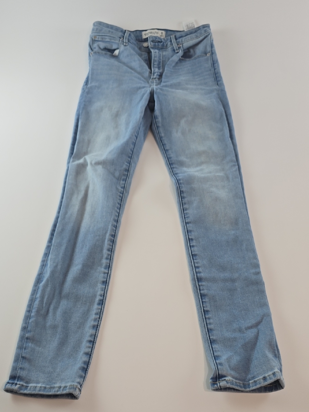 Abercrombie & Fitch Light Blue Straight Leg Jeans Size 26/2
